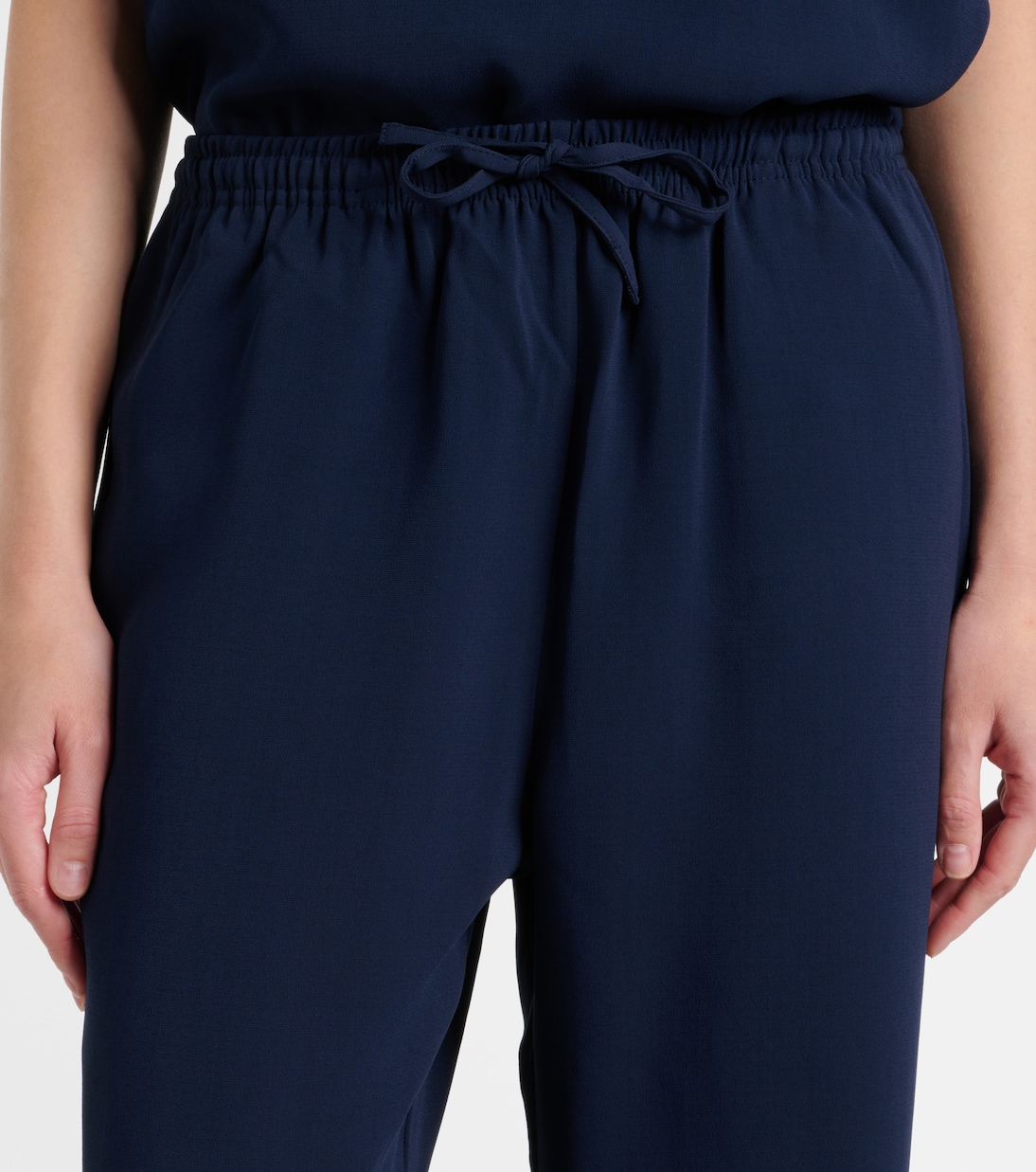 Pantalon droit Aurelia en crêpe | Asceno