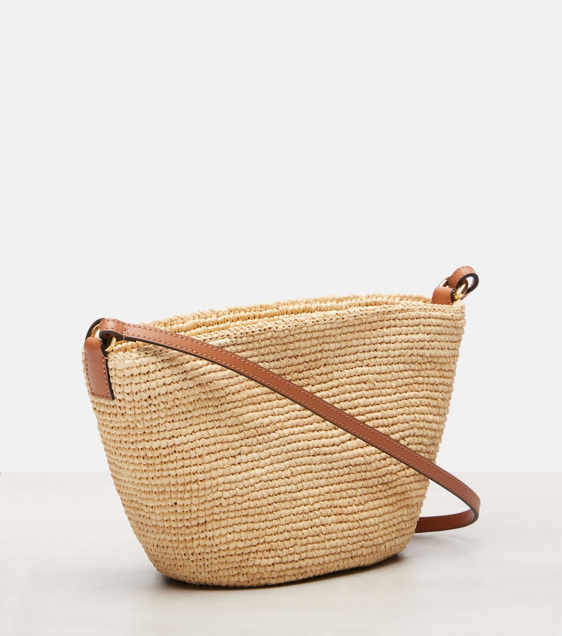 Paula’s Ibiza Slit shoulder bag | Loewe