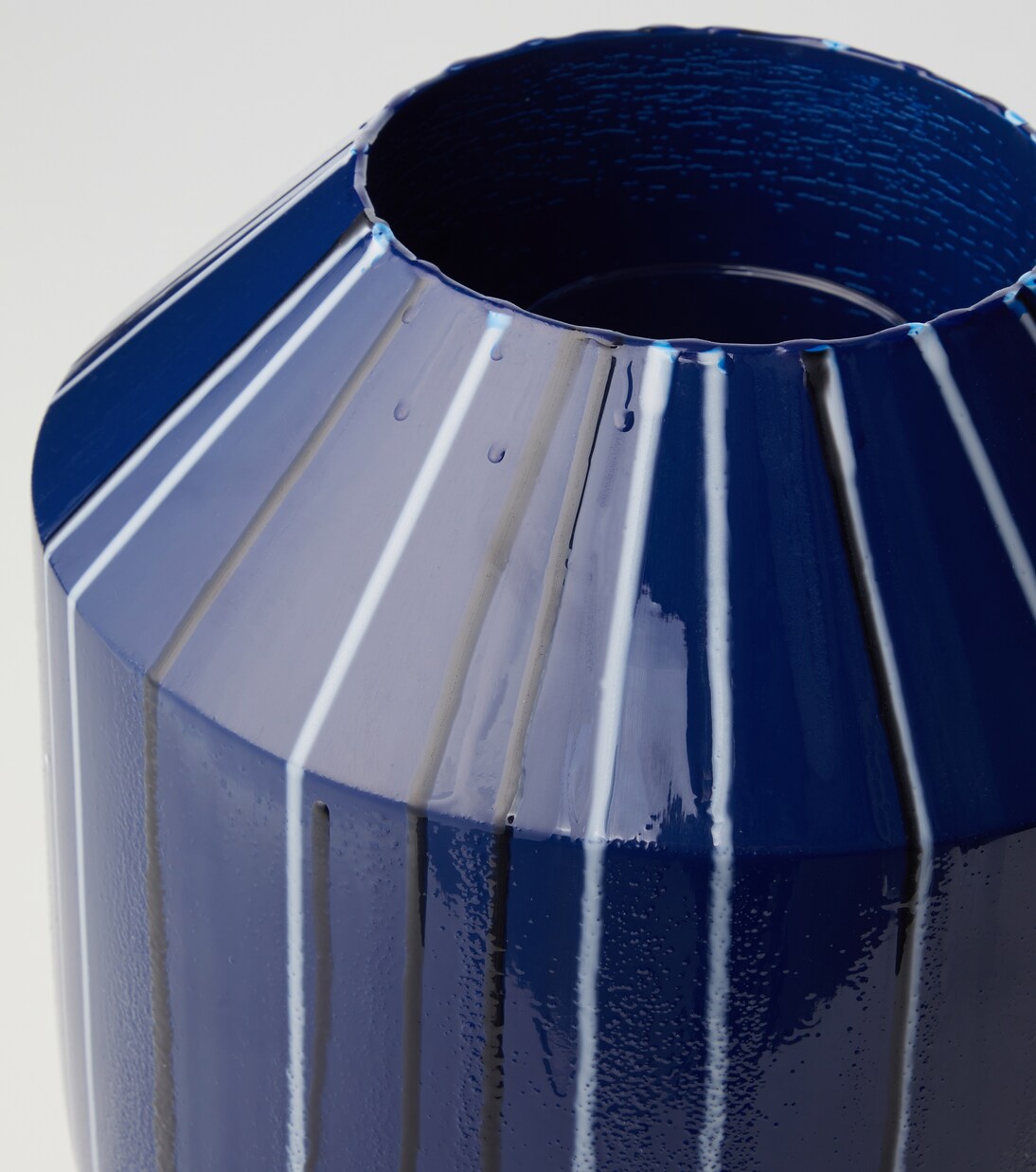 Vasque XL striped vase | Michaël Verheyden