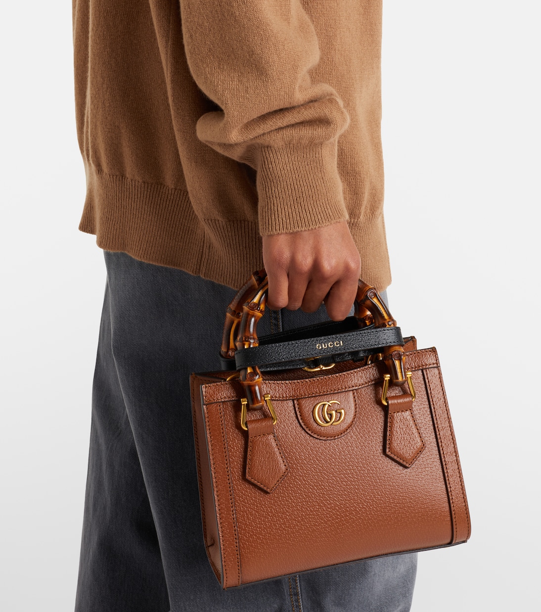 Gucci Diana Small leather top-handle bag | Gucci