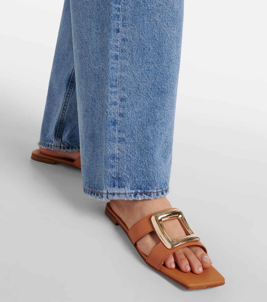 Pantoletten Viv‘ By The Sea aus Leder | Roger Vivier