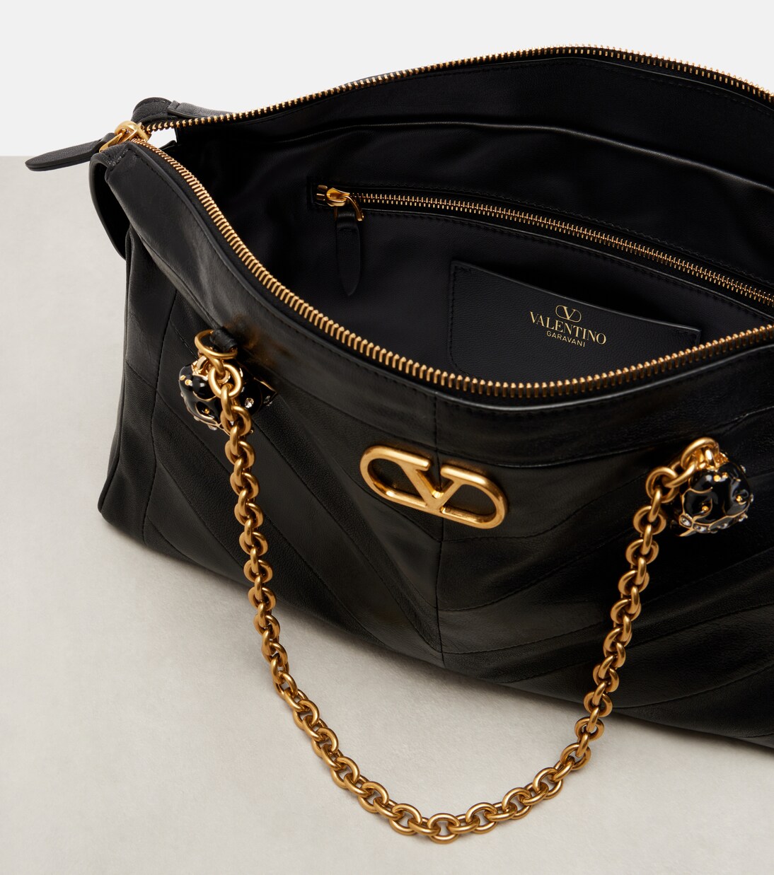 Tote Bag Panthea Medium aus Leder | Valentino Garavani