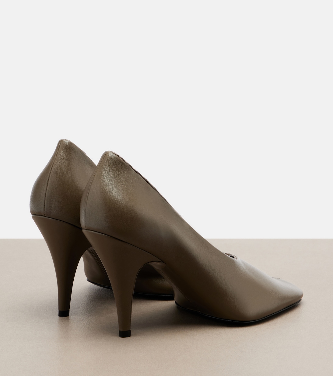 Pumps aus weichem Leder  | Phoebe Philo
