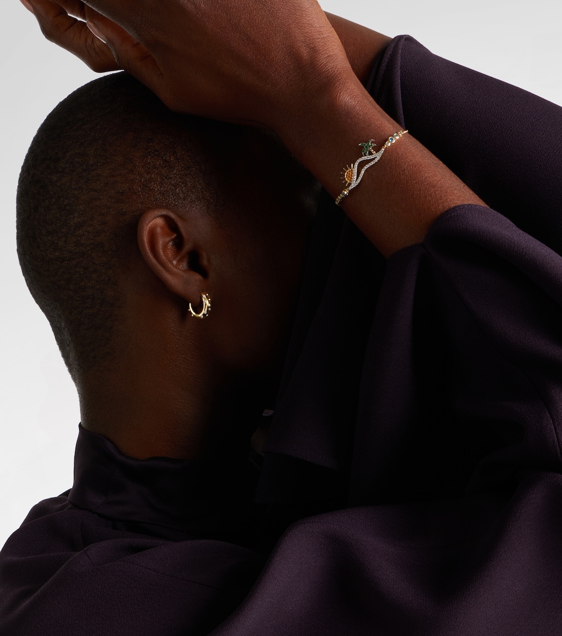 Orecchini a cerchio Plumetis in oro 9kt con diamanti | Yvonne Léon