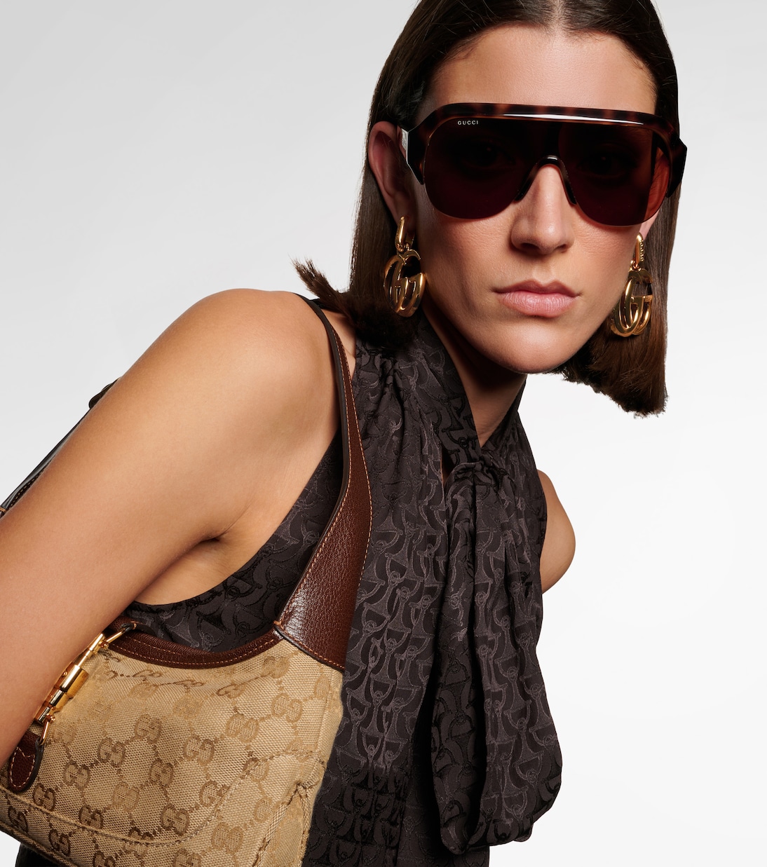 Lettering shield sunglasses | Gucci