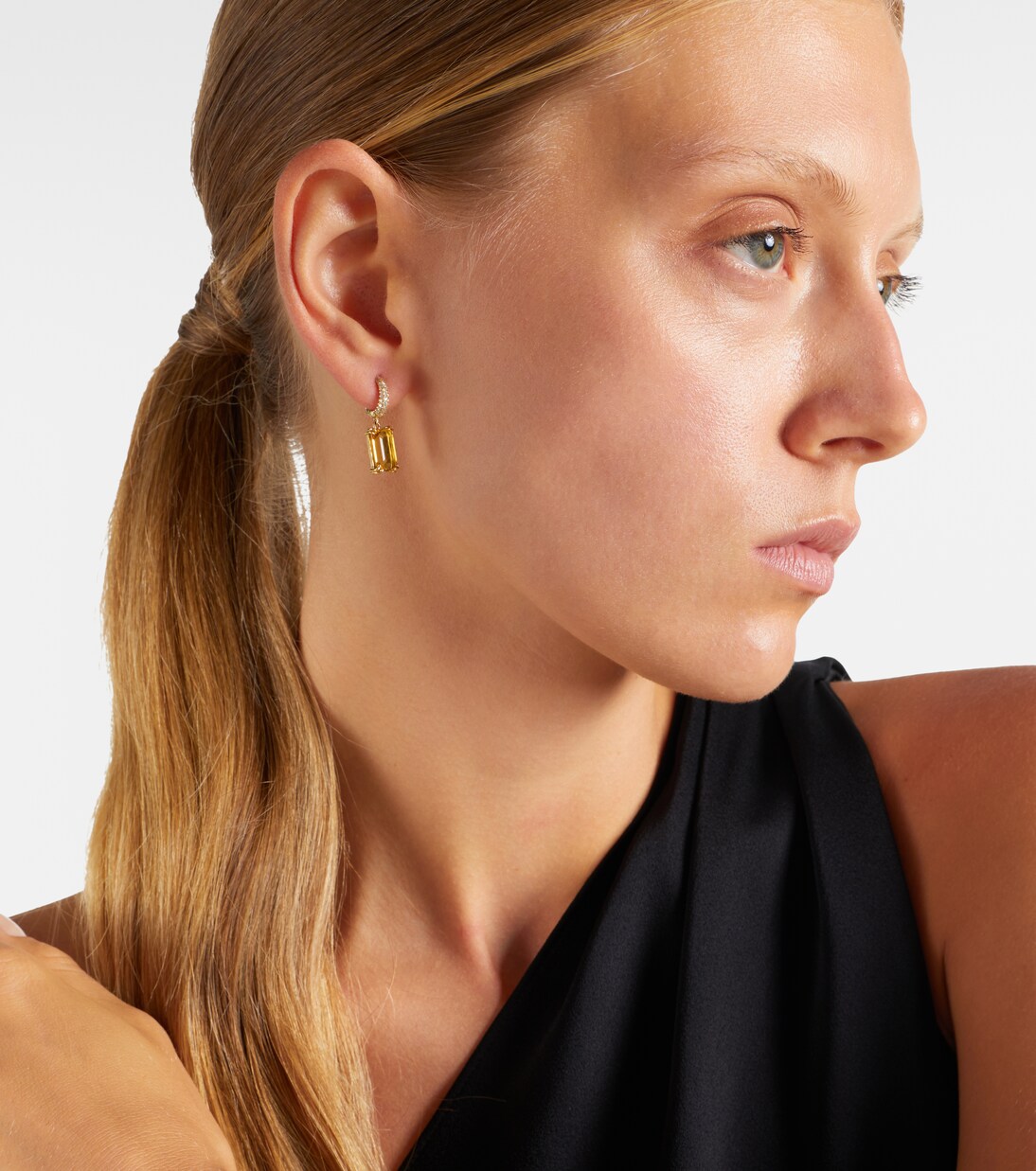 Yana Micro 18kt gold earrings with beryls and diamonds | Octavia Elizabeth