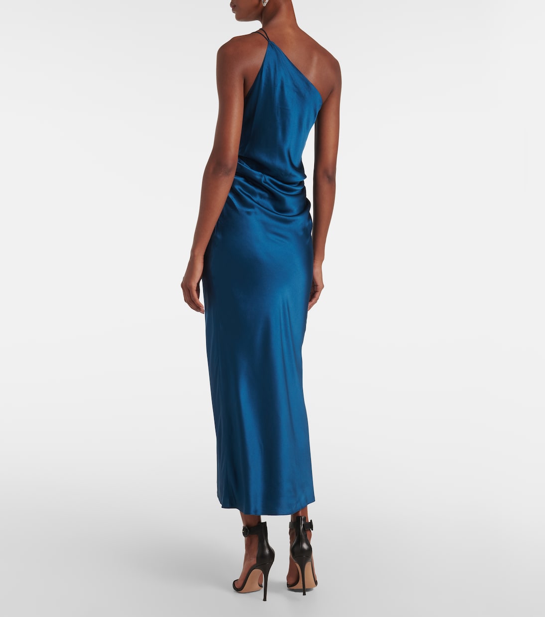 Robe longue asymétrique en satin de soie | The Sei