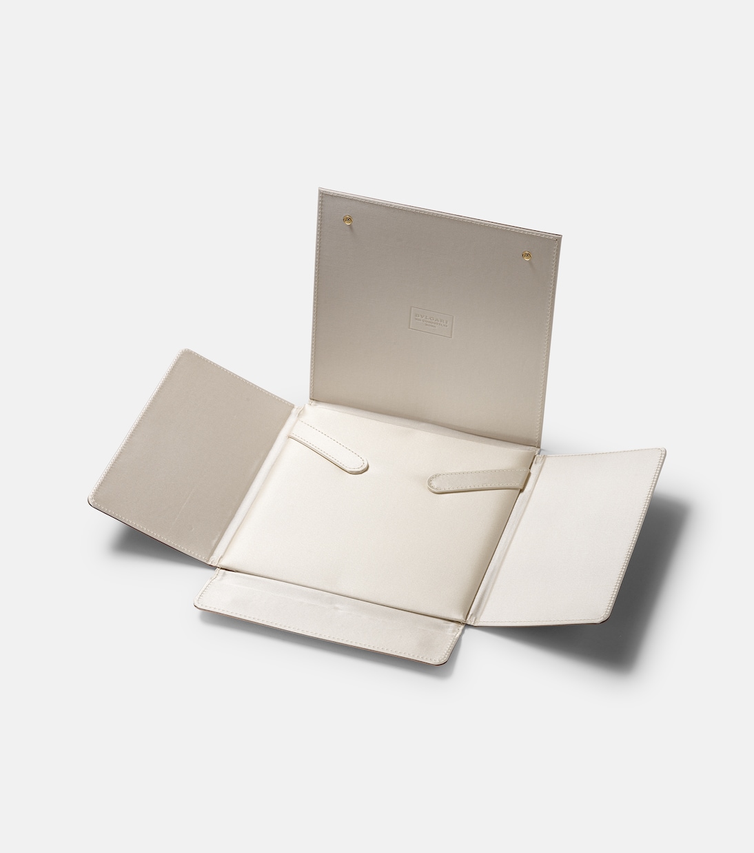 B.zero1 18kt white gold (750/1000) necklace with diamonds  | Bvlgari