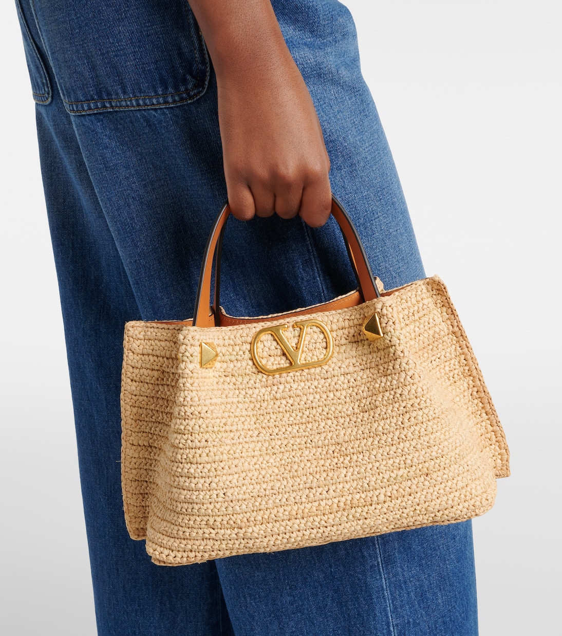 Tote Bag VLogo Small aus Raffiabast | Valentino Garavani