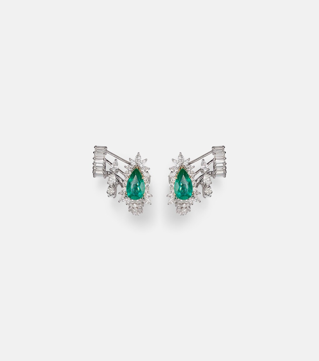 Reign Supreme 18kt yellow and white gold earrings with diamonds and emerald | Yeprem
