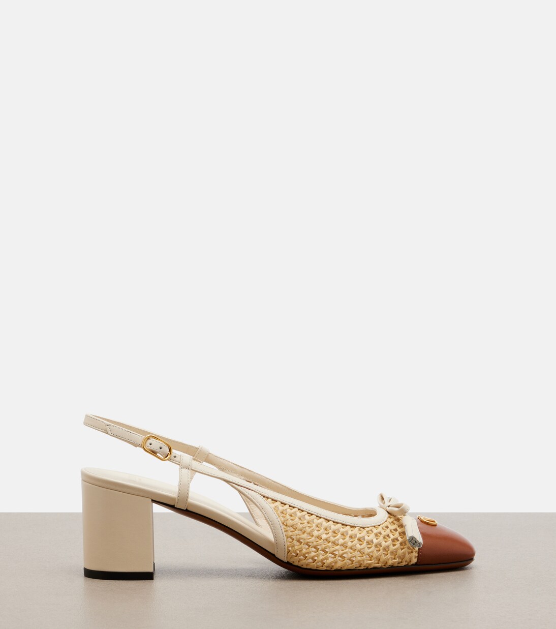 Valet Du Roi leather-trimmed slingback pumps | Valentino Garavani