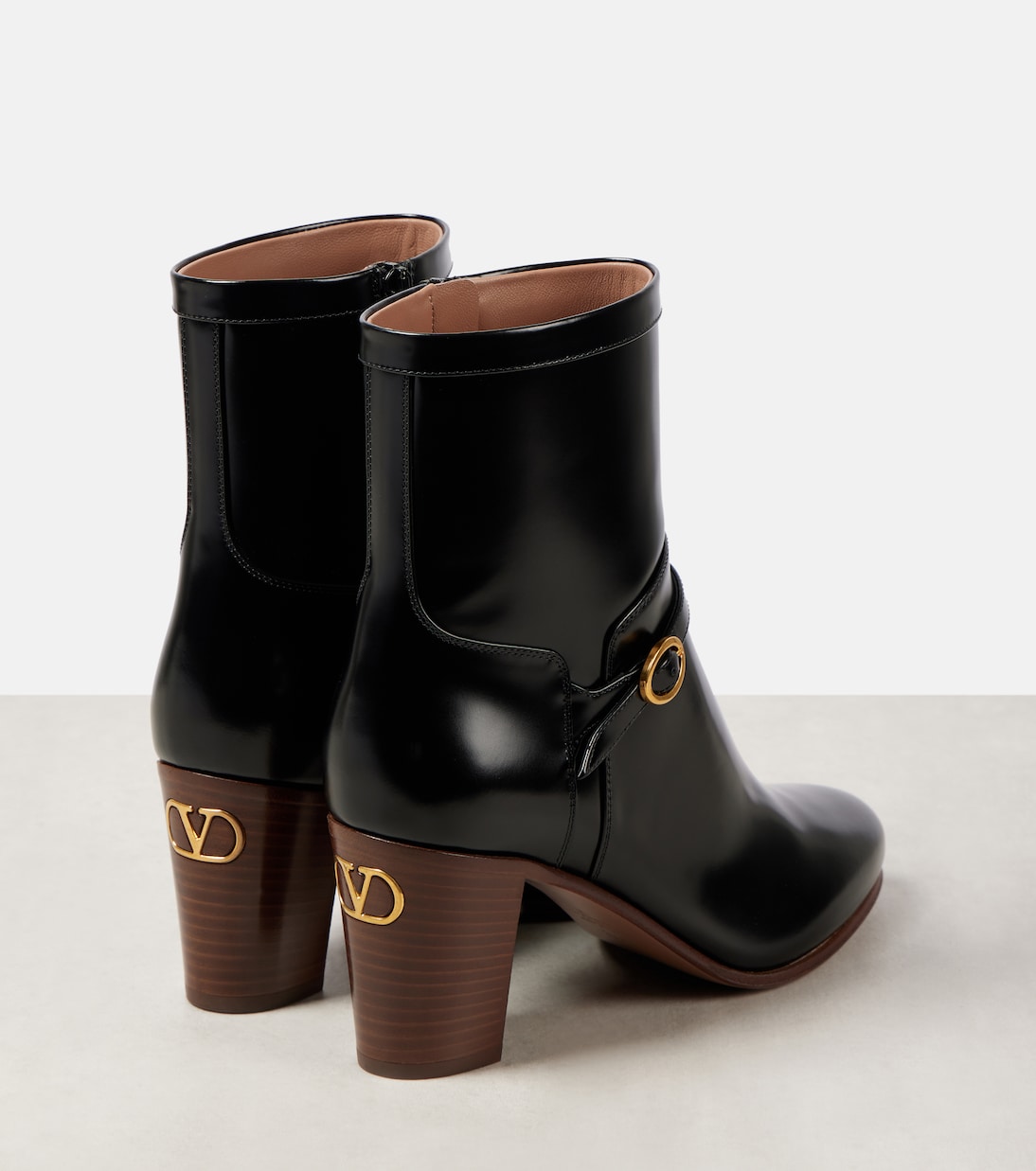 Pattie 75 leather ankle boots | Valentino Garavani