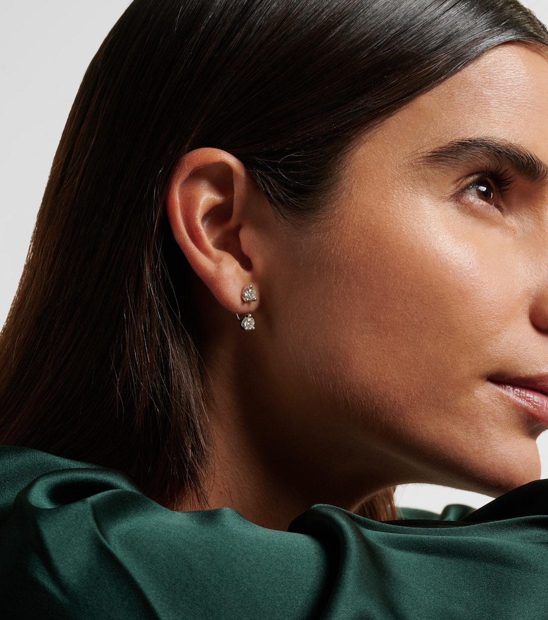 Boucle d'oreille unique en or blanc 18 ct et diamants | Anita Ko