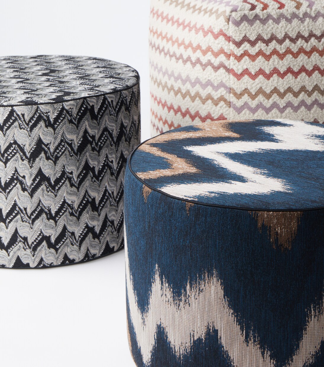 Fluidity Zigzag pouf  | Missoni