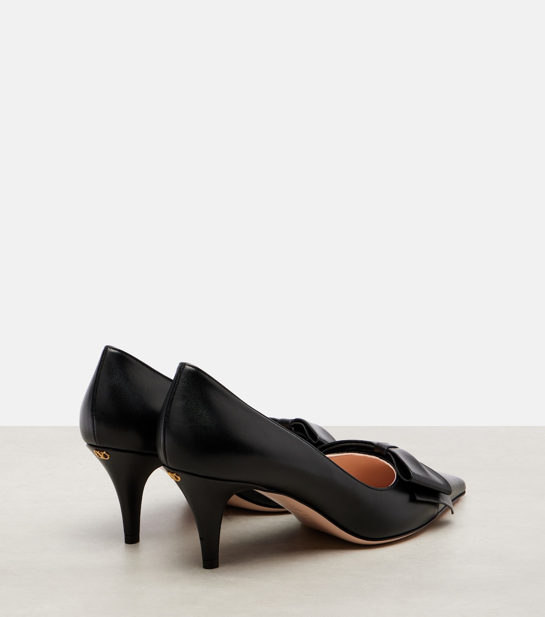 Bowow 65 leather pumps | Valentino Garavani