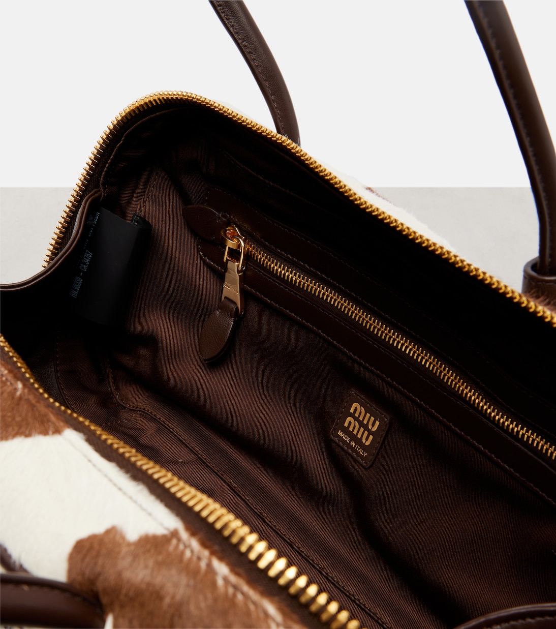 Schultertasche Beau Medium aus Kalbshaar | Miu Miu