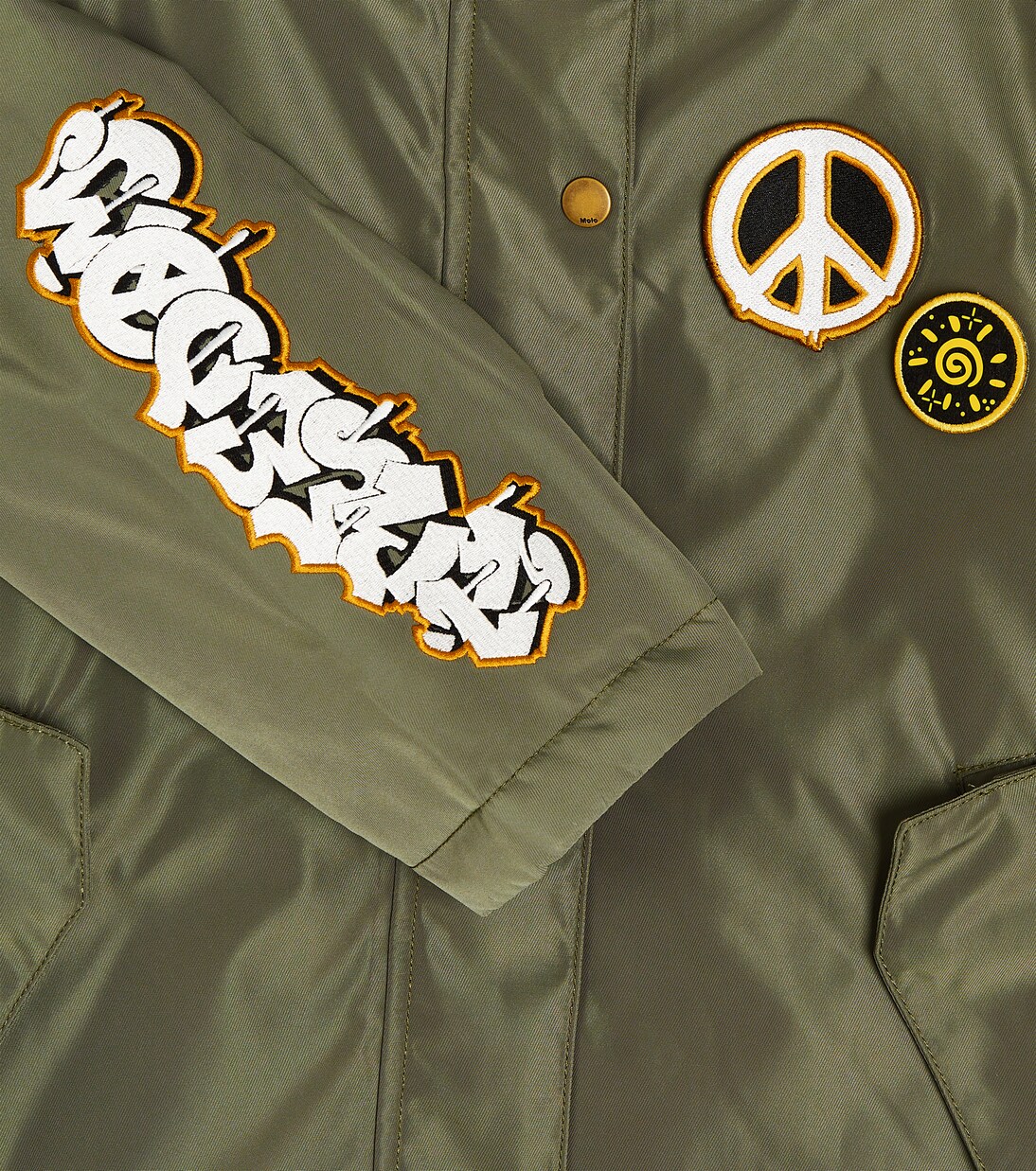 Mantel Hollah | Molo