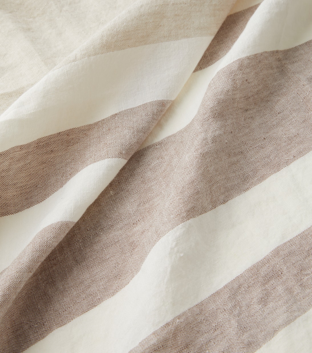 شال واسع من الكتّان | Brunello Cucinelli