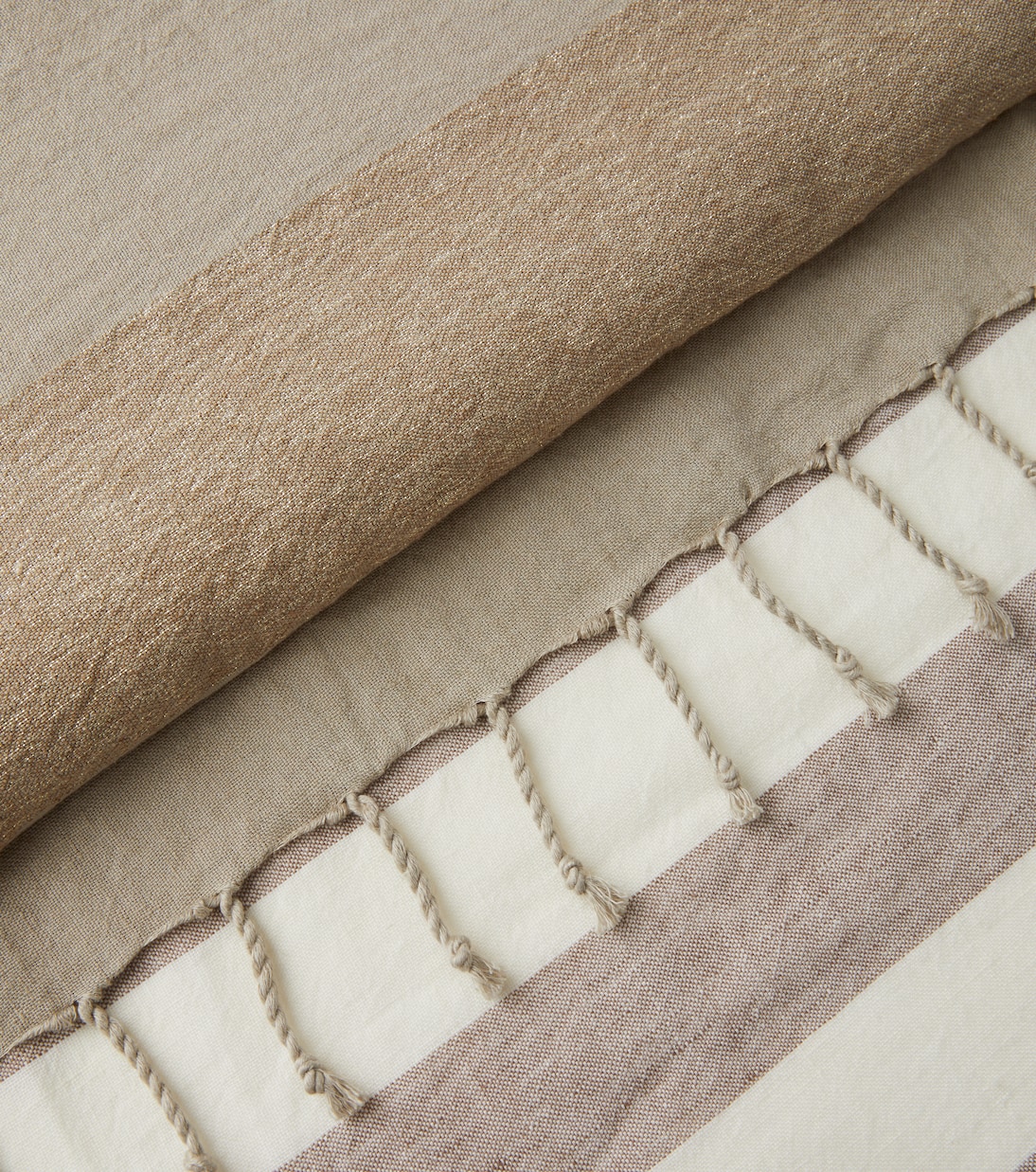 شال واسع من الكتّان | Brunello Cucinelli