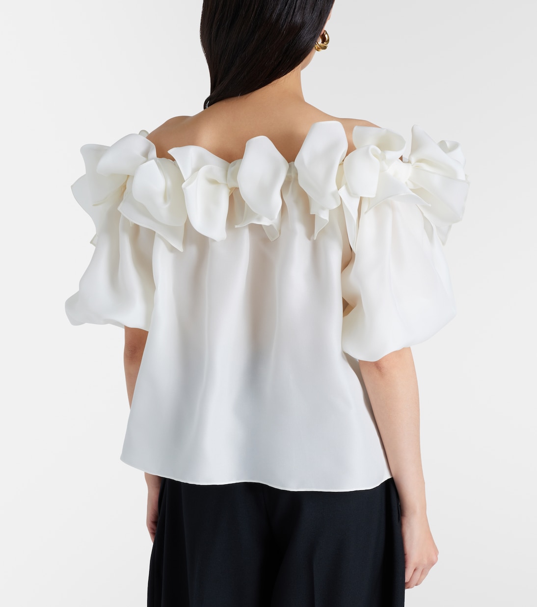 Off-shoulder silk top | Carolina Herrera