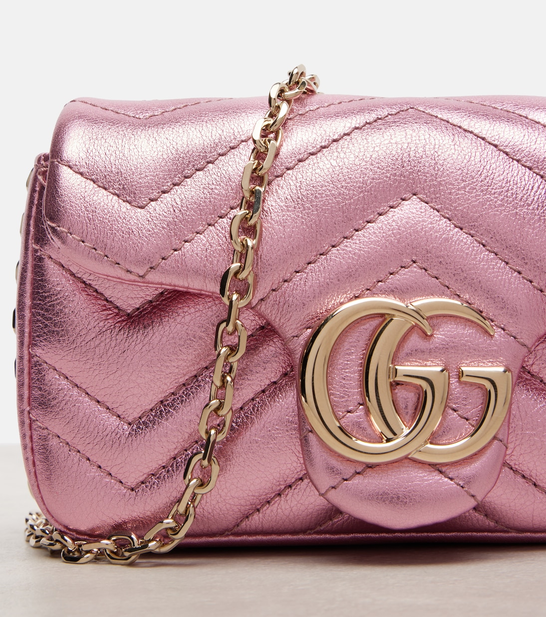 Borsa a spalla GG Marmont Mini in pelle | Gucci
