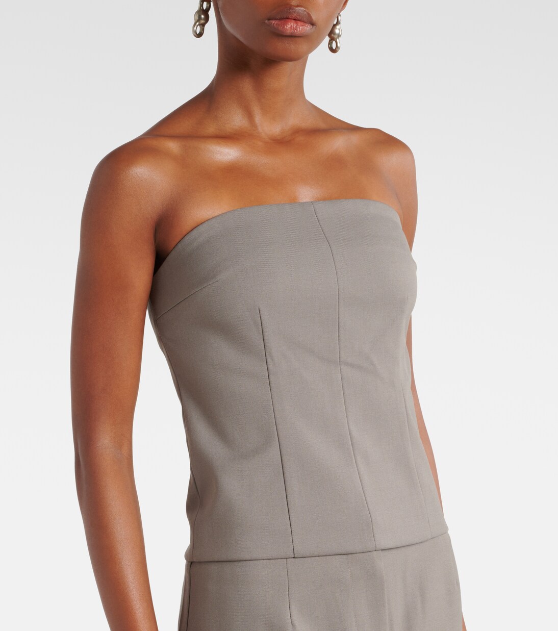 Top Chute | Entire Studios