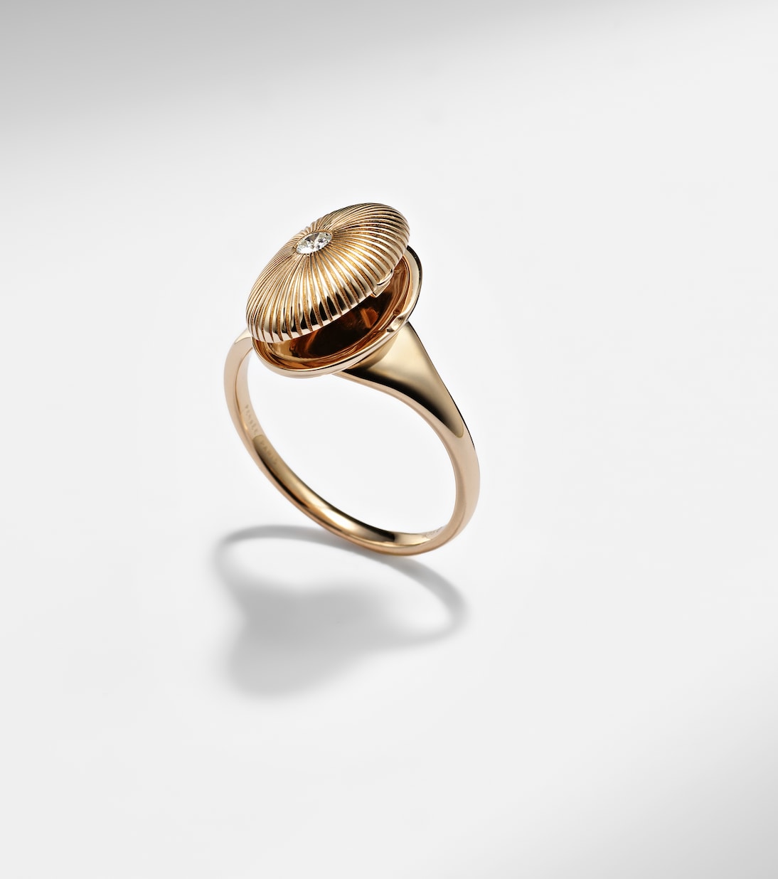 Bague en or 9 ct et diamant | Persée