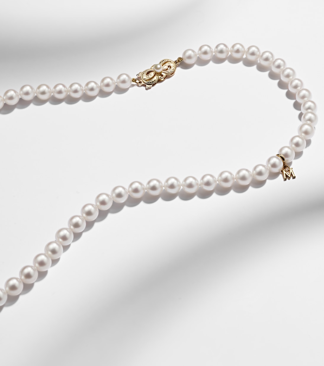 18kt gold necklace with pearls | Mikimoto