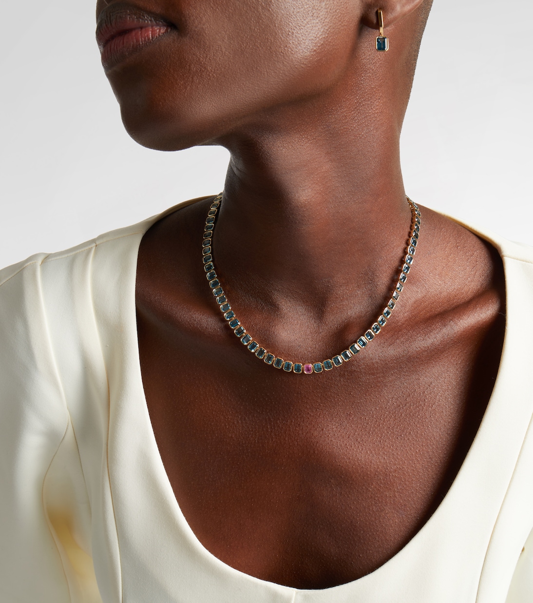 Halskette aus 18kt Gelbgold (750/1000) mit Saphir und Topas | Bucherer Fine Jewellery