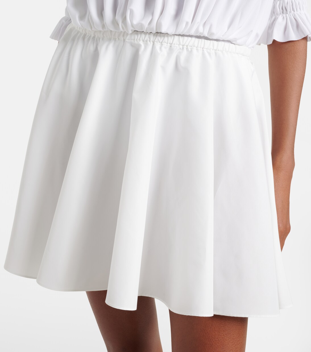 تنورة قصيرة | Norma Kamali