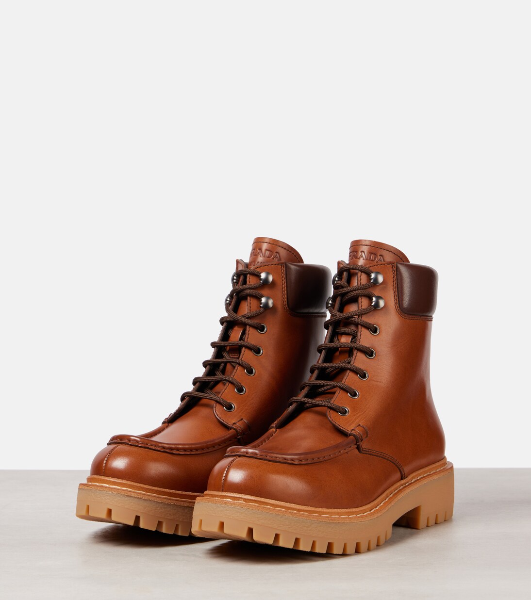 Schnürstiefel aus Leder | Prada