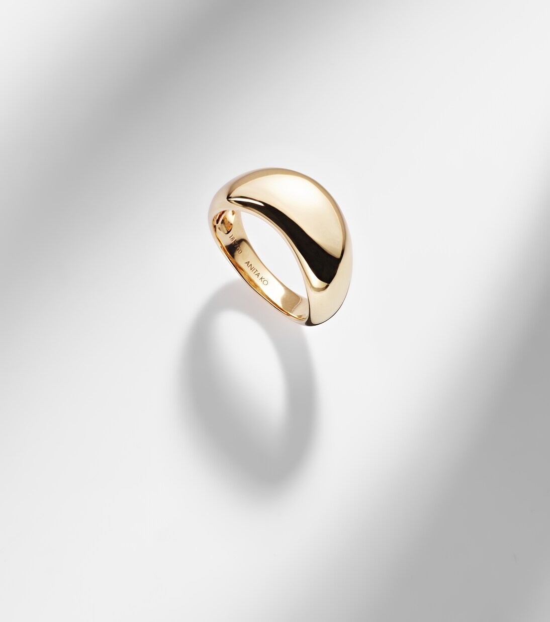 Celeste Wave 18kt gold ring  | Anita Ko
