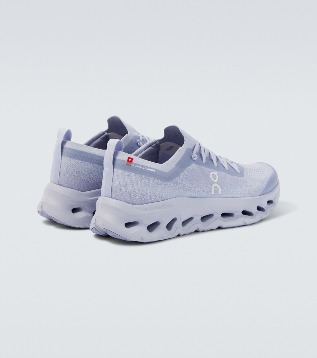 Cloudtilt Moon running shoes | On