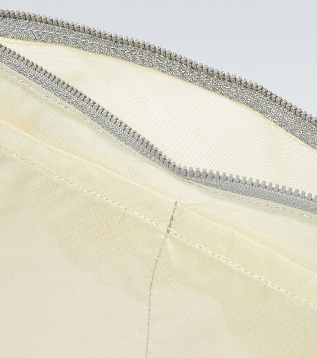 Sil Sacocha shoulder bag | And Wander