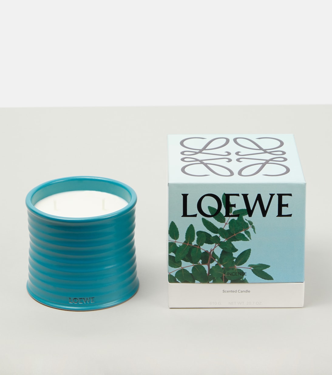 Incense Medium scented candle | Loewe Home Scents