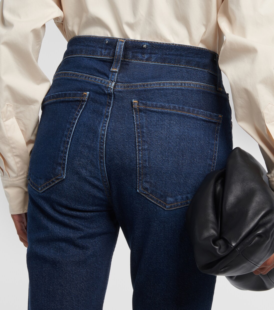 جينر بقصّة سليم بخصر عالي Nico Boot | Agolde