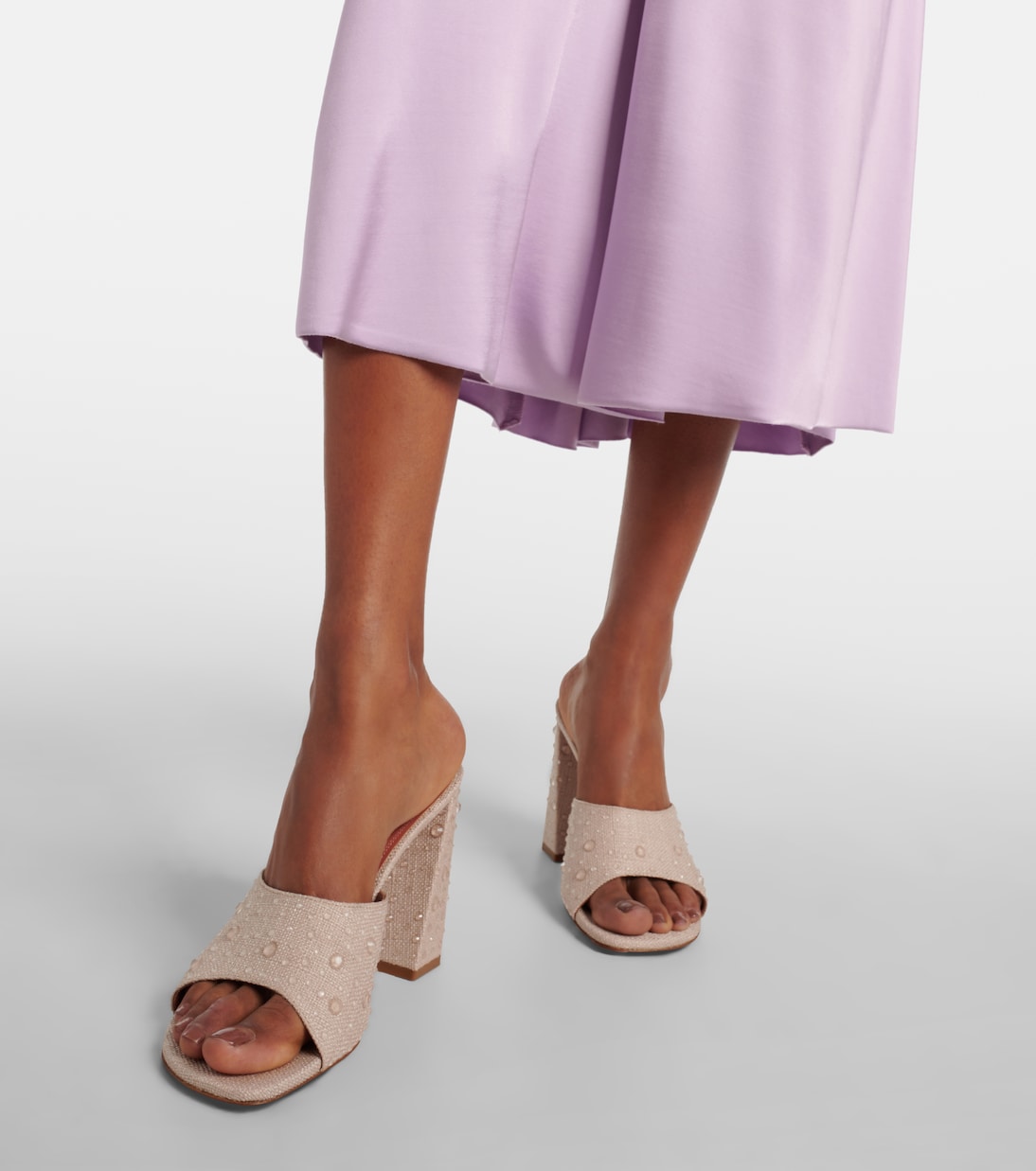 Pantoletten Brigitte 95 aus Canvas | Amina Muaddi