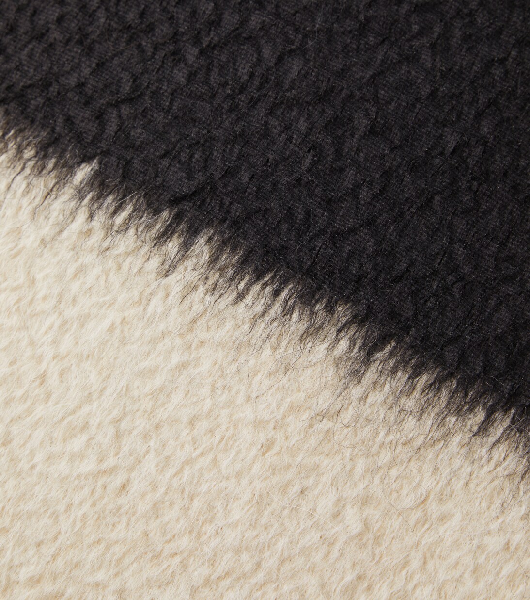 Gudula colorblocked cushion | The House of Lyria