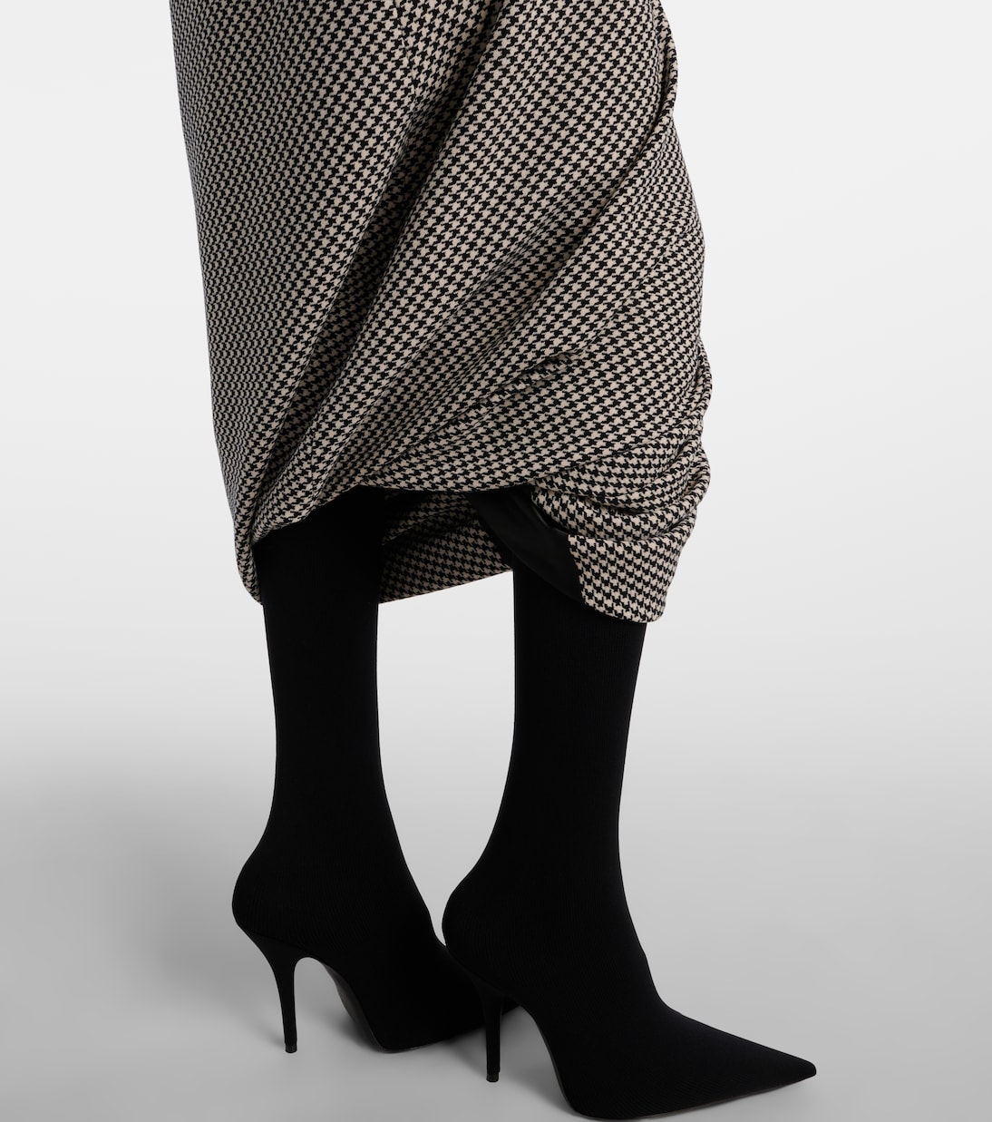 Twisted houndstooth wool pencil skirt | Balenciaga