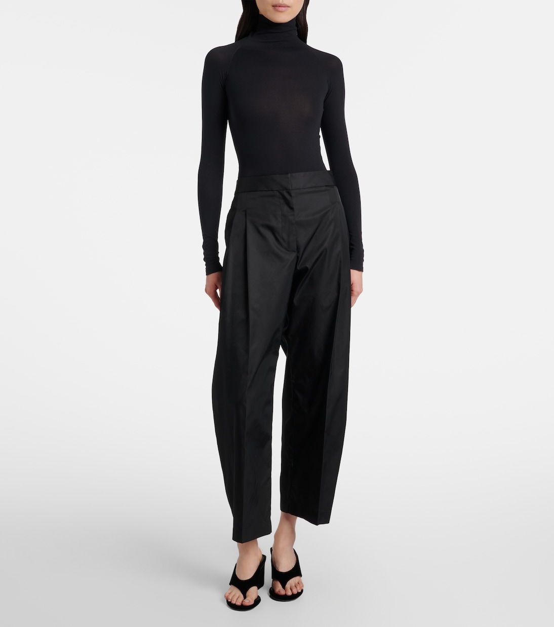 Velvet wedge thong sandals | Alaïa