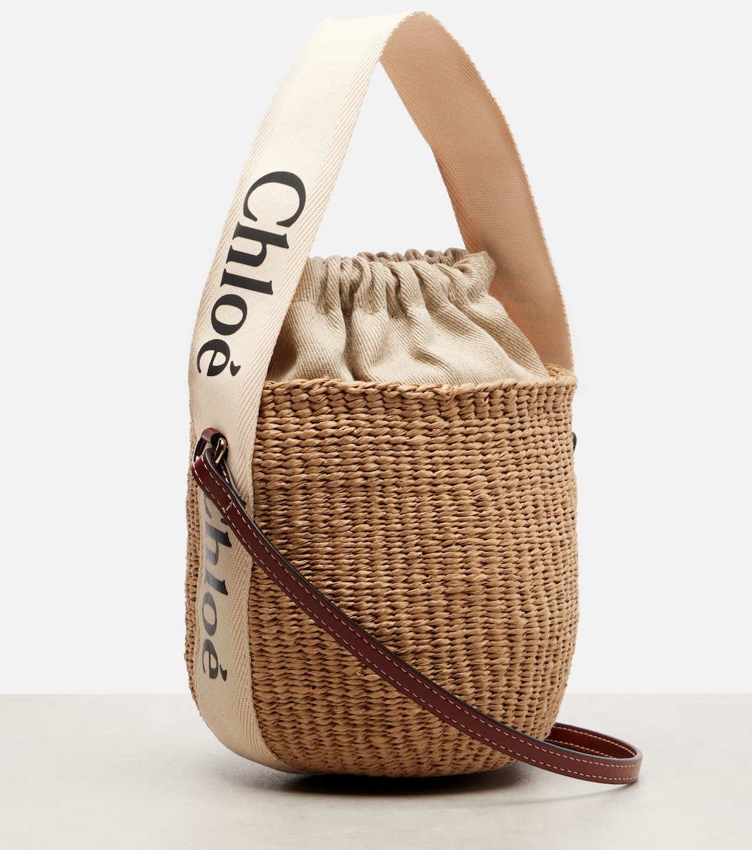 Bolso saco Woody Small de rafia | Chloé
