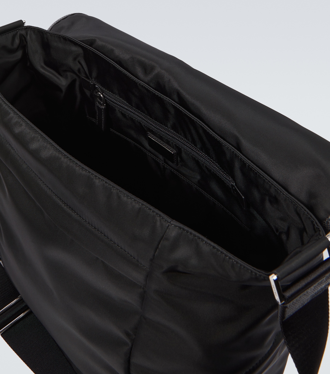 Messenger Bag aus Re-Nylon mit Leder | Prada