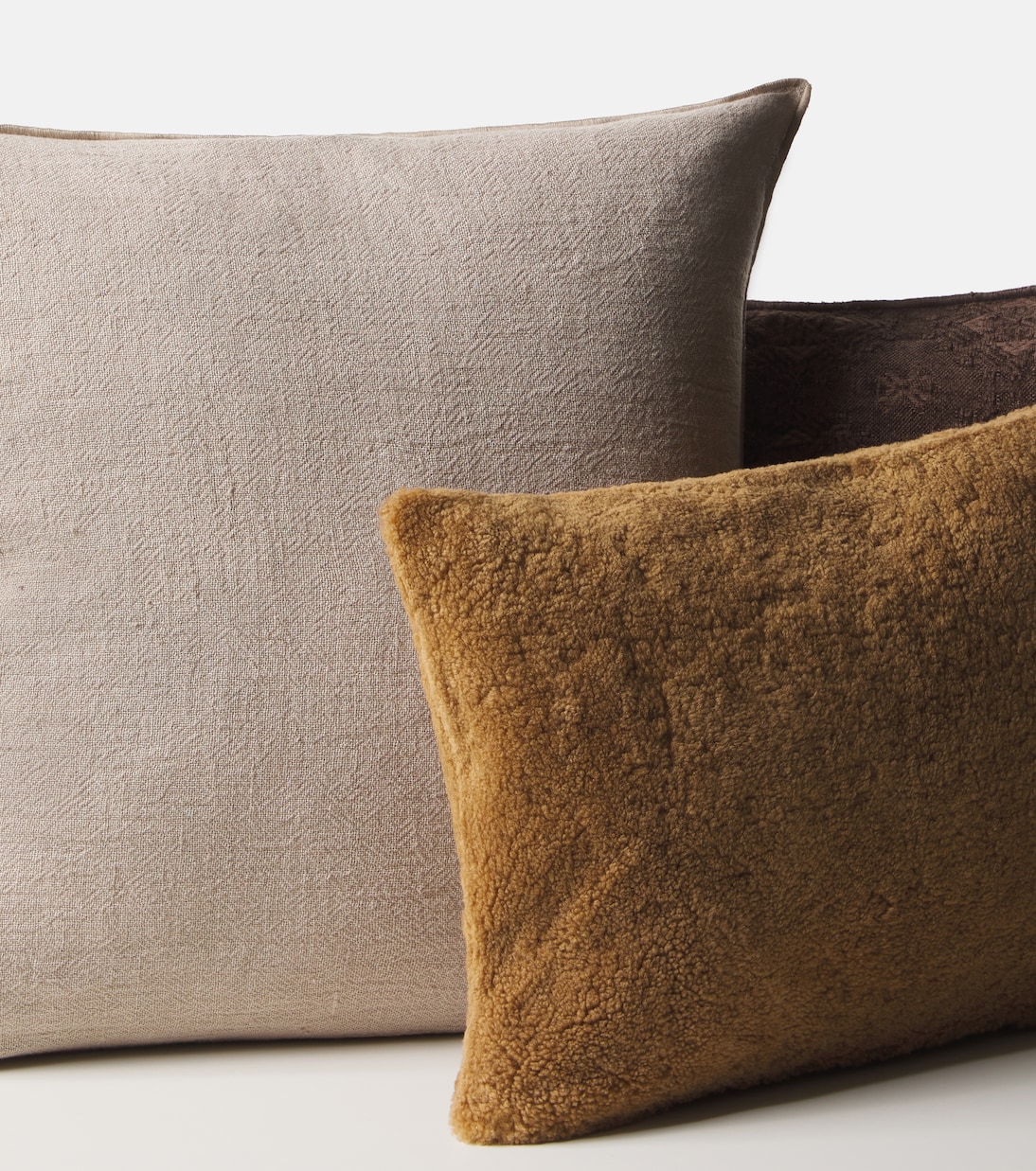 Linen crêpe cushion | Maison de Vacances