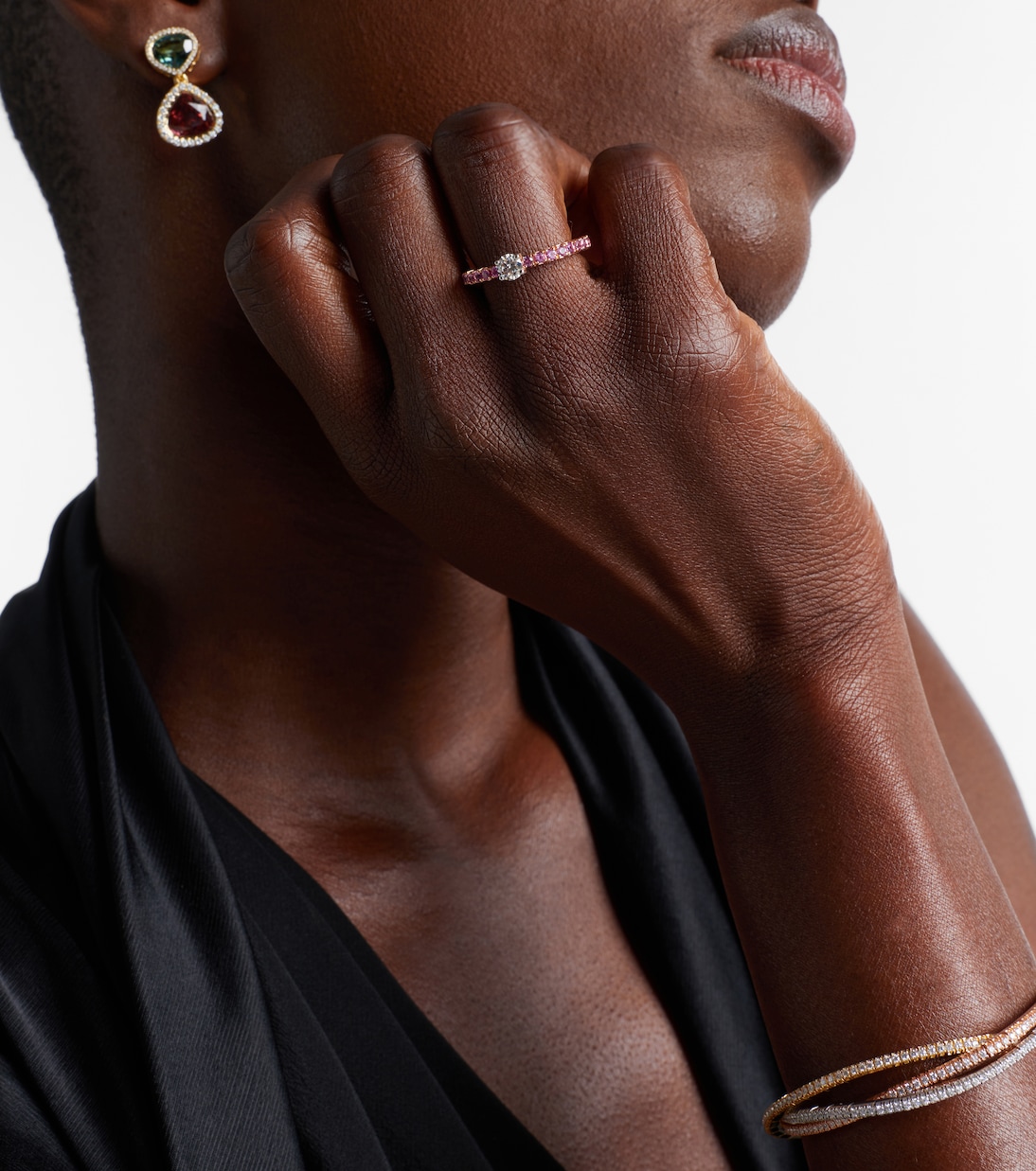 Stretchy 18kt rose gold ring with diamond and sapphires | Bucherer Fine Jewellery