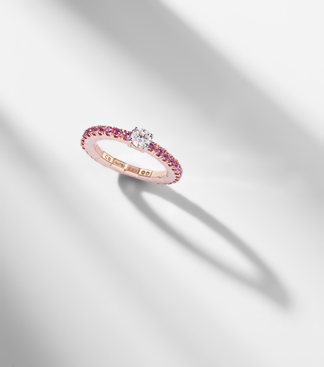Stretchy 18kt rose gold ring with diamond and sapphires | Bucherer Fine Jewellery