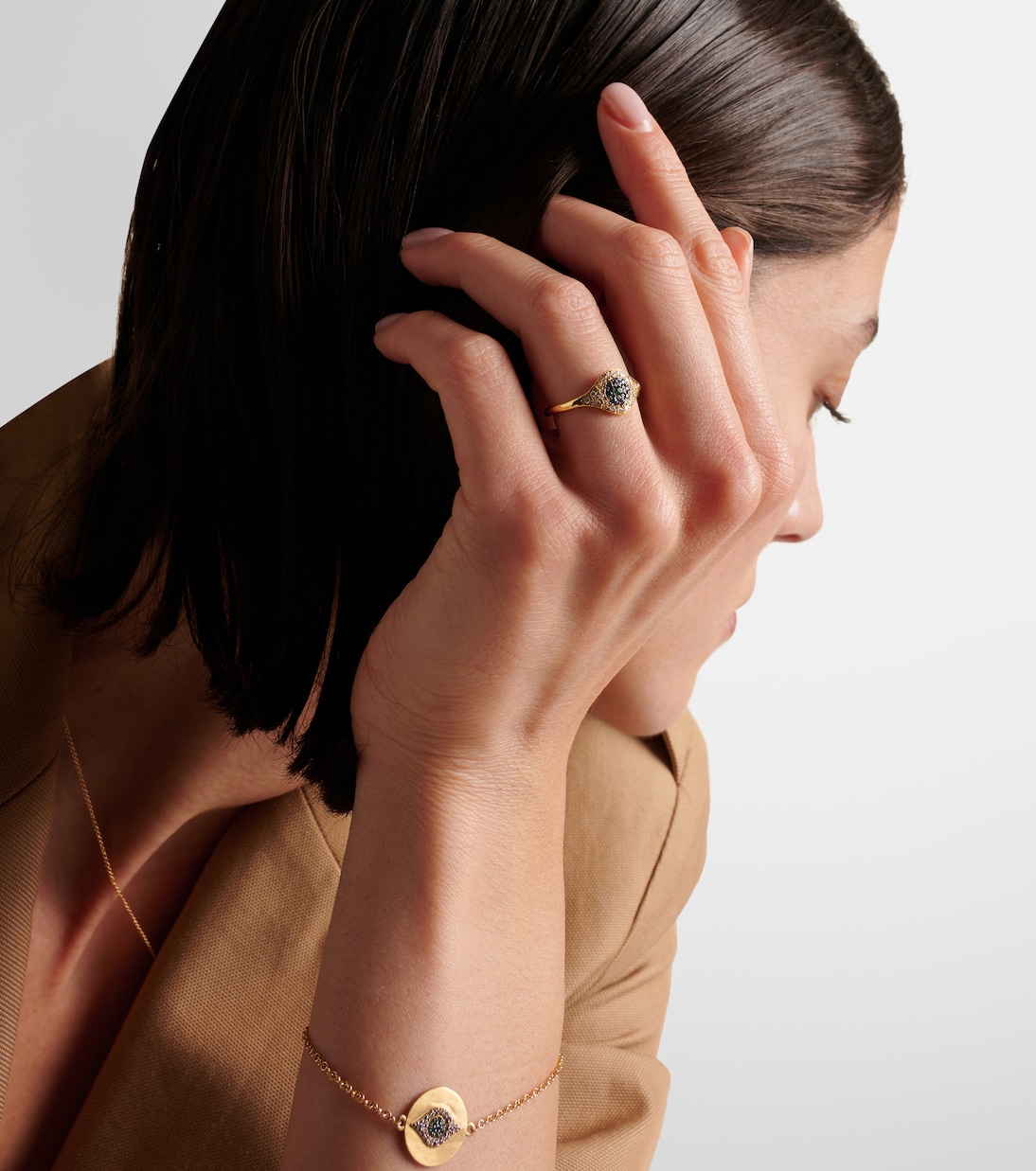 Bague Cats Eye en or 18 ct, diamants, saphirs et tsavorite | Ileana Makri