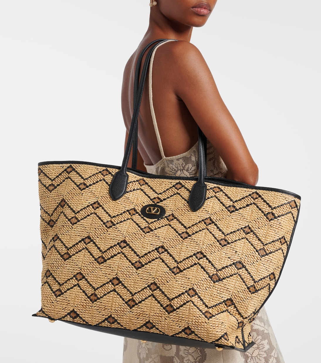 VLogo Large raffia tote bag | Valentino Garavani