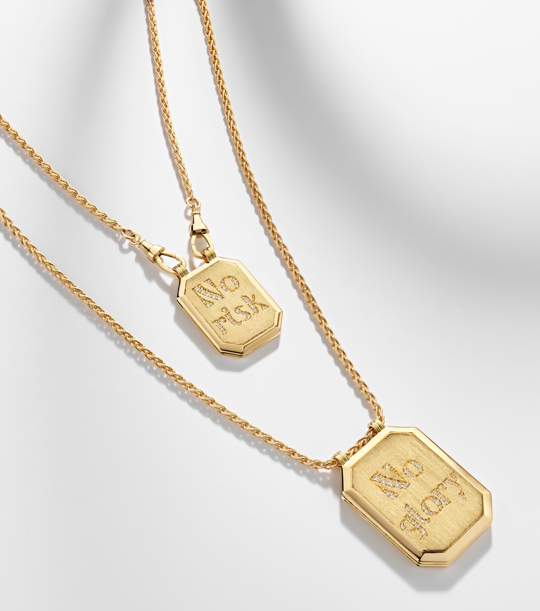 Collana No Risk No Glory in oro 18kt con diamanti | Marie Lichtenberg