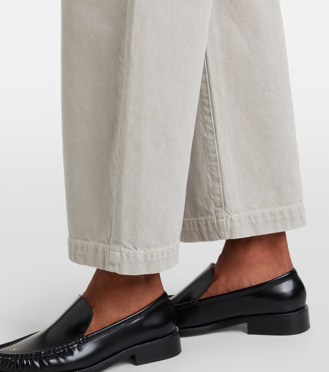 The Bow barrel-leg jeans | Frame