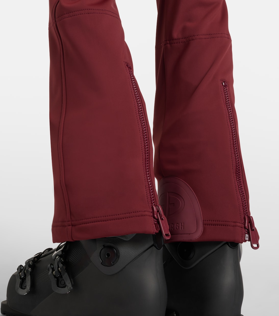 Traje de esquí con cinturón | Goldbergh